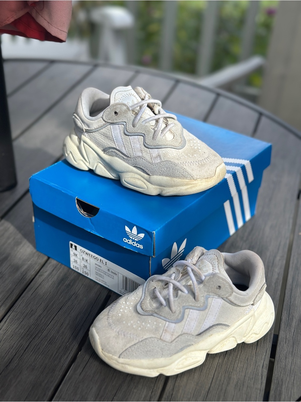 ADIDAS - Ozweego Toddler Sneakers 9K WITH BOX